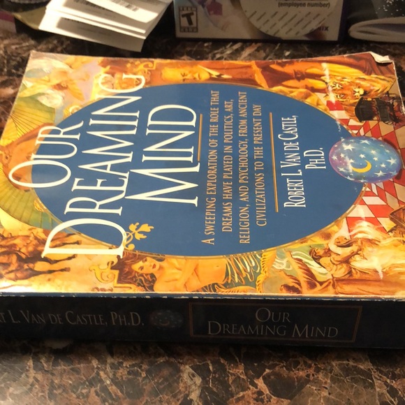 Robert Van De Castle
Our Dreaming Mind - Picture 3 of 12